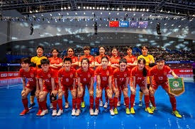 马德兴谈泰山0-6惨败：俱乐部就不醒哈！继续装睡